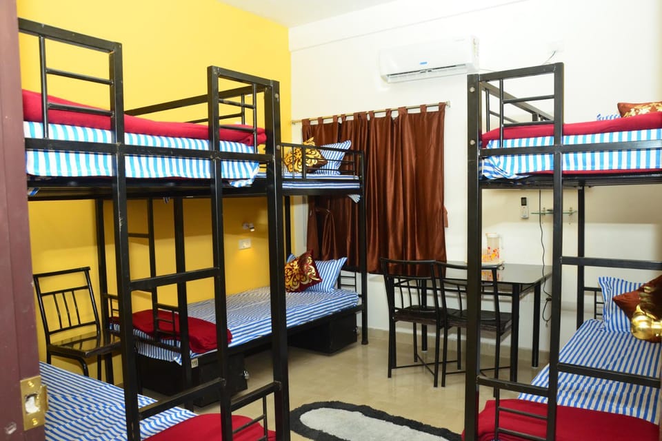 Tranquil AC Budget Room( Single, Family & Group) Vacation rental in Bhubaneswar
