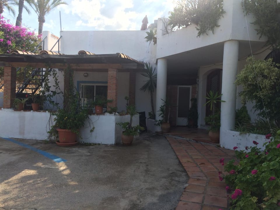 CASAS-E-Y -F-pequeño conjunto casas adosado Apartment in Costa Tropical
