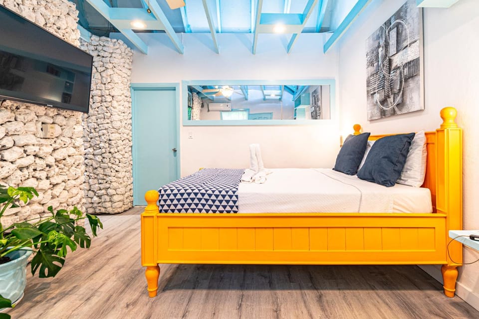 Bed, TV and multimedia