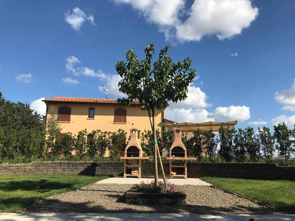BBQ facilities, Garden
