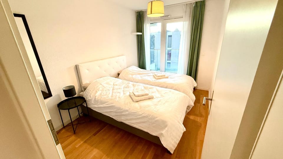 Cape Homes St-Sulpice Bed and Breakfast in Canton of Vaud