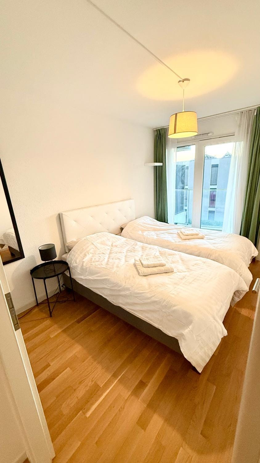 Cape Homes St-Sulpice Bed and Breakfast in Canton of Vaud