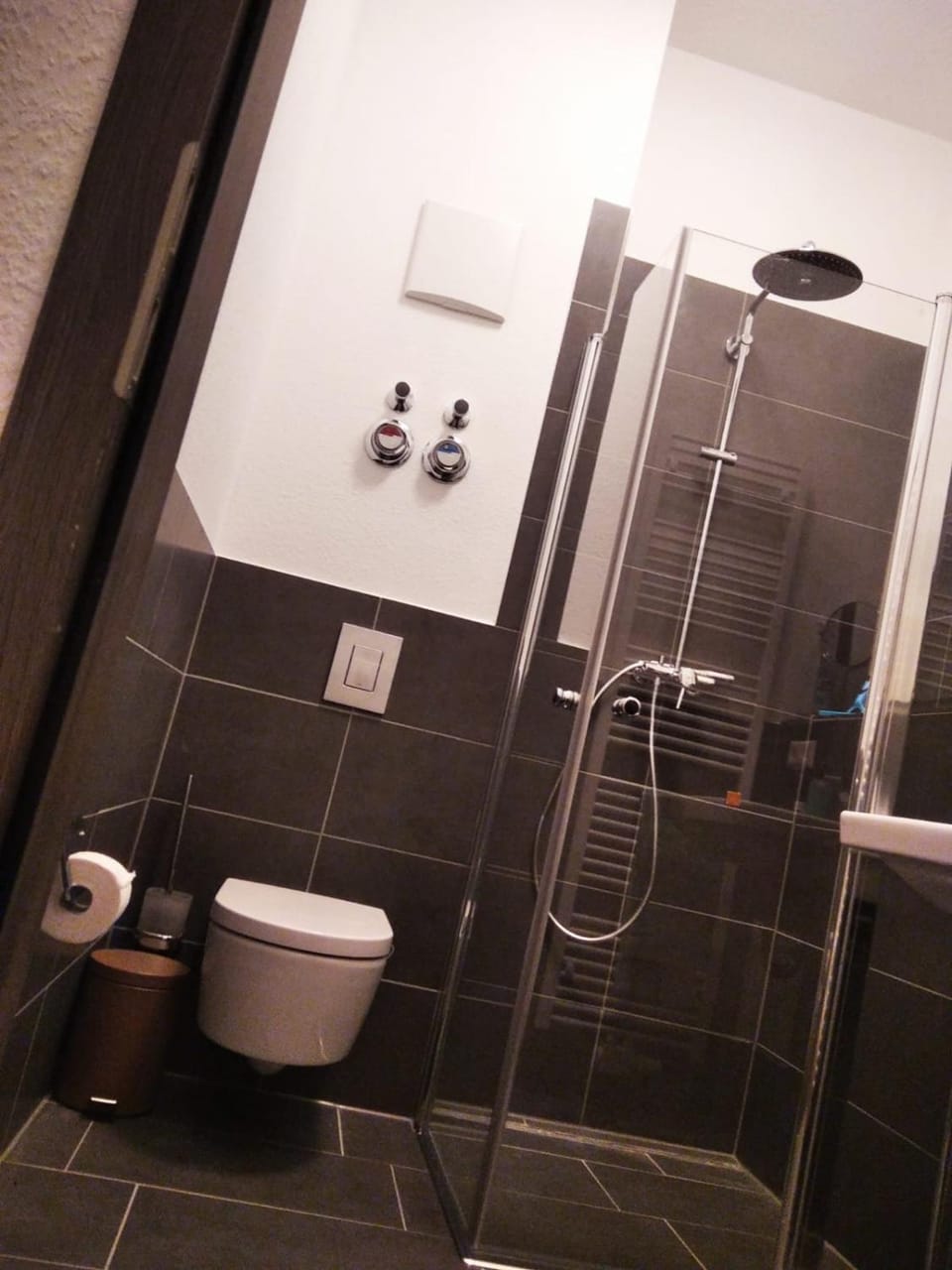 Sroom Stuttgart Flughafen Messe Bed and Breakfast in Baden-Württemberg