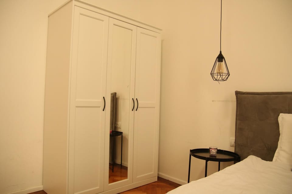 Bedroom, wardrobe
