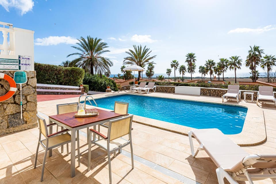 Balcony/Terrace, Swimming pool