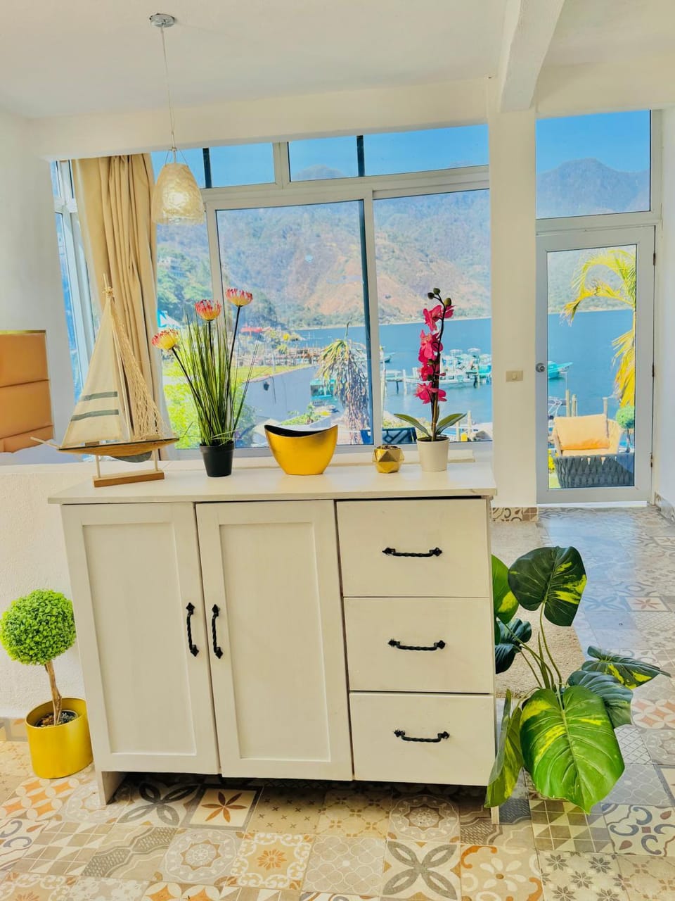 TIBERIAS by luxury Atitlan House in Sololá Department