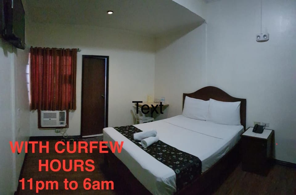 Grand Traveler Suite Inc Bed and Breakfast in Makati
