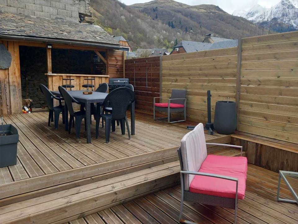 Balcony/Terrace, Mountain view