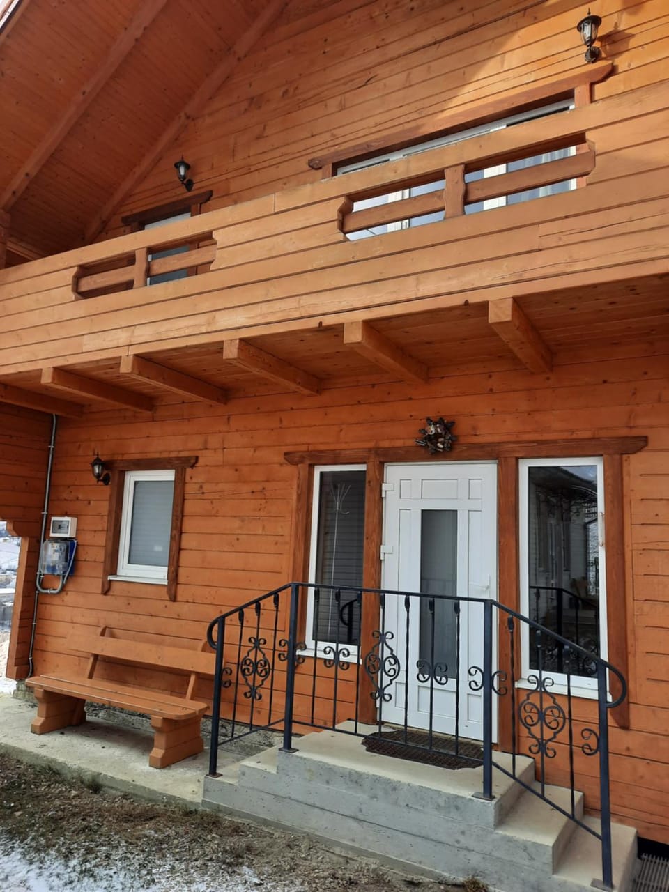 Facade/entrance