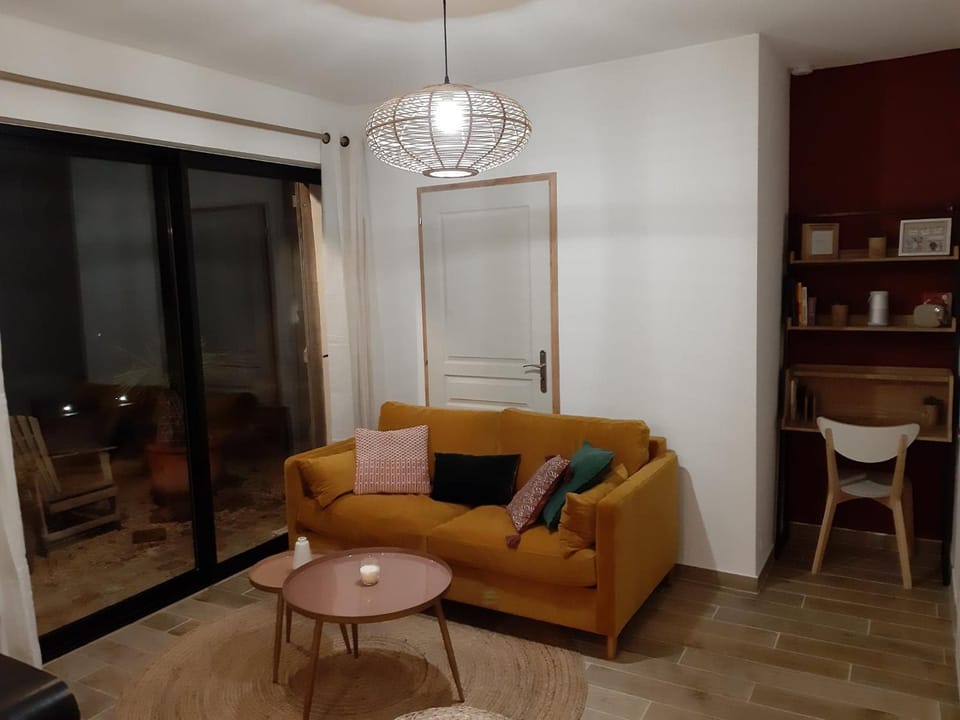 Seating area