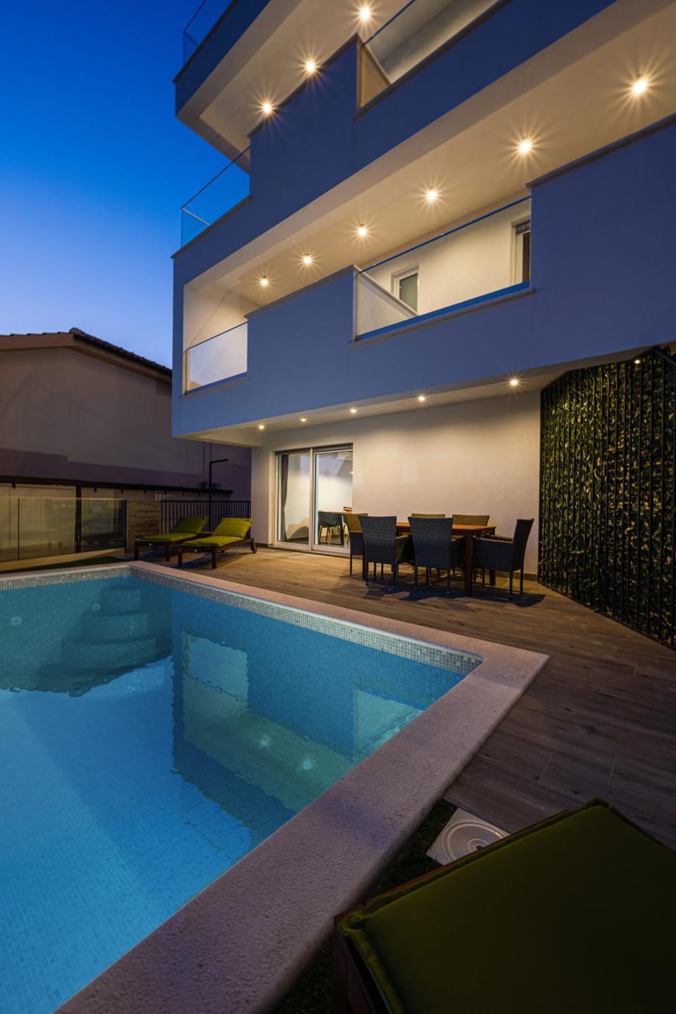 Balcony/Terrace, Swimming pool