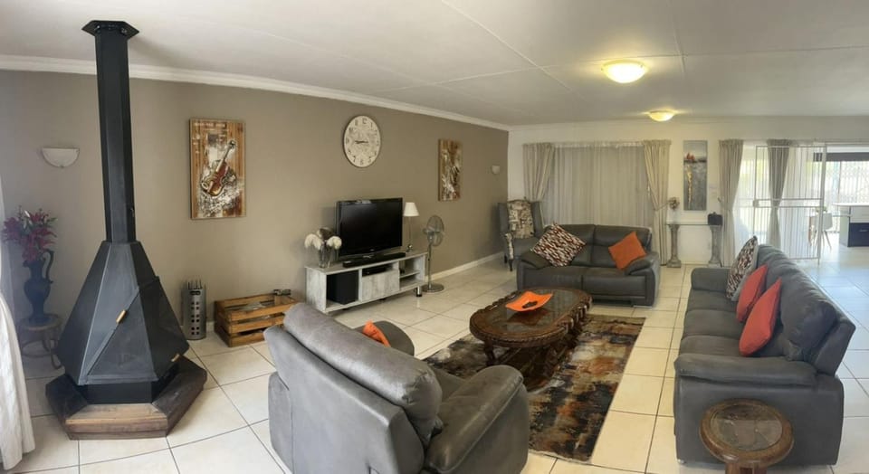 Rustic red House in Gauteng