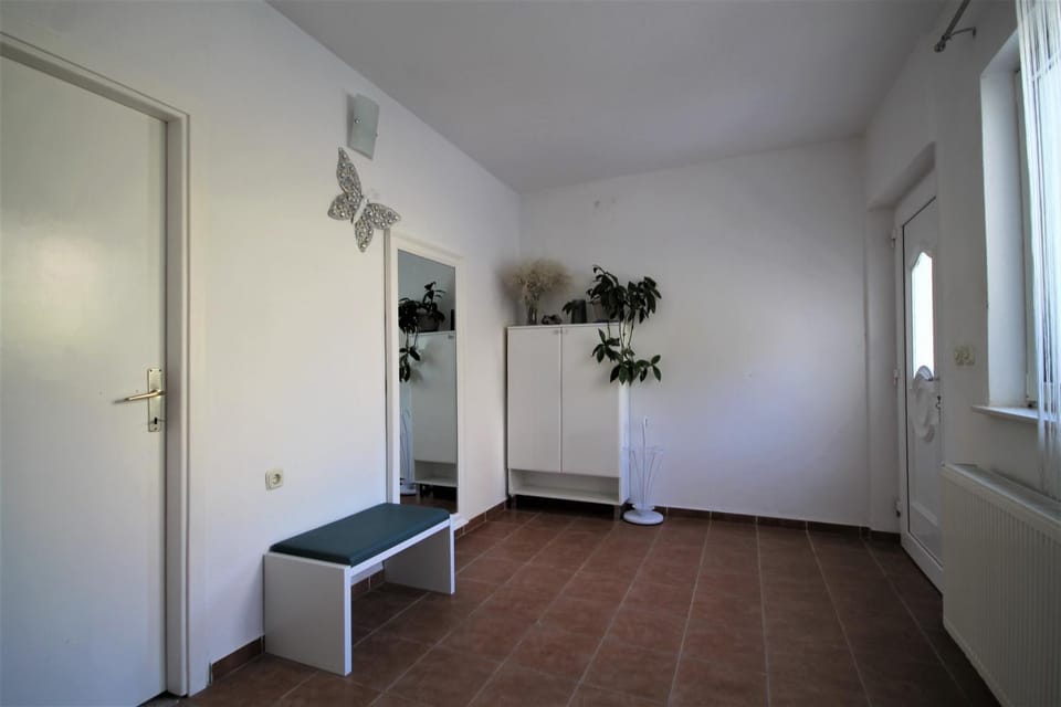 Sunshine Holiday Home House in Split-Dalmatia County