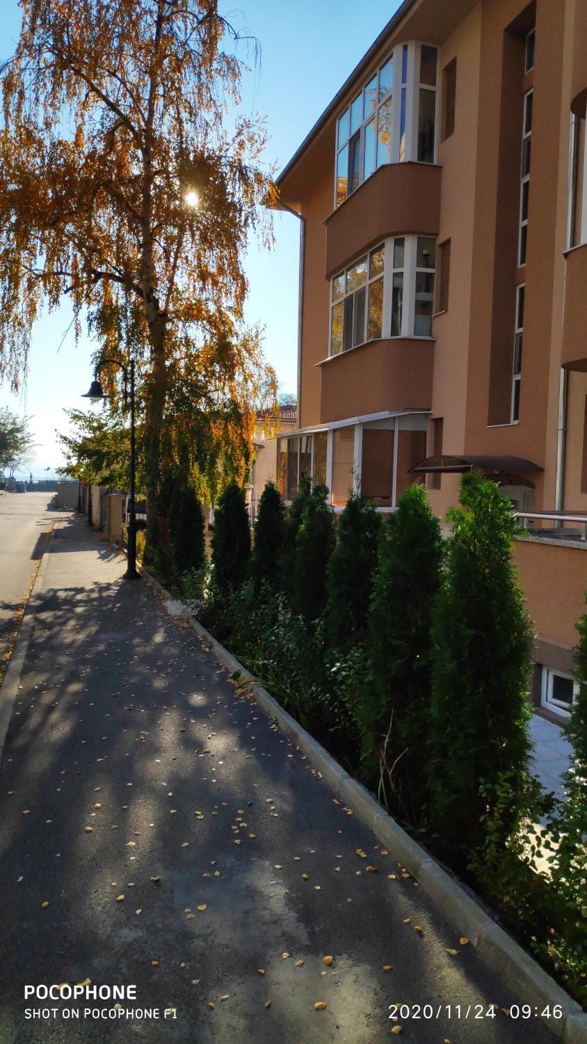 Property building, Facade/entrance