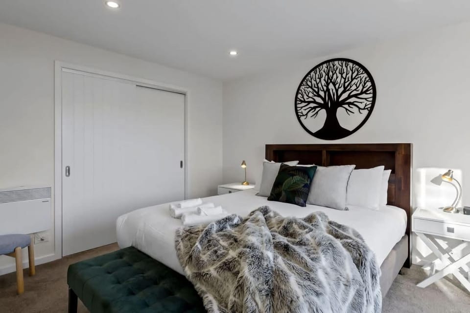 Bluewater Views House in Queenstown