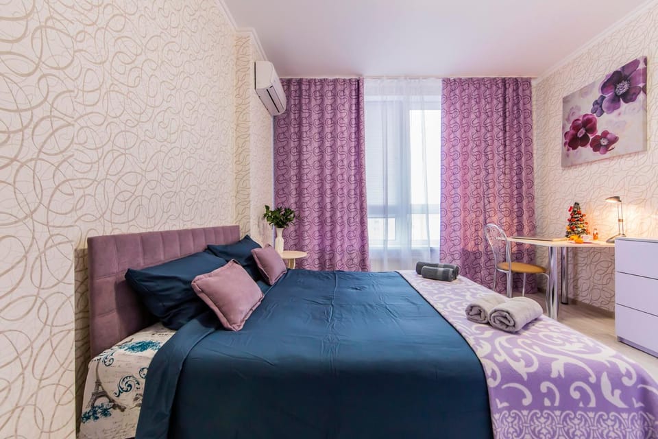 Стильные апартаменты,метро Вырлица,метро Харьковская Apartment in Kiev City - Kyiv
