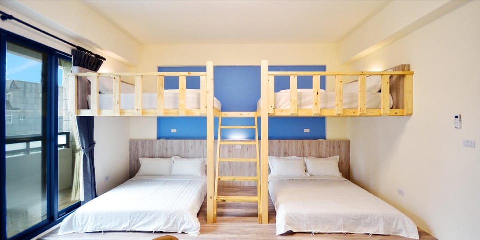 bunk bed