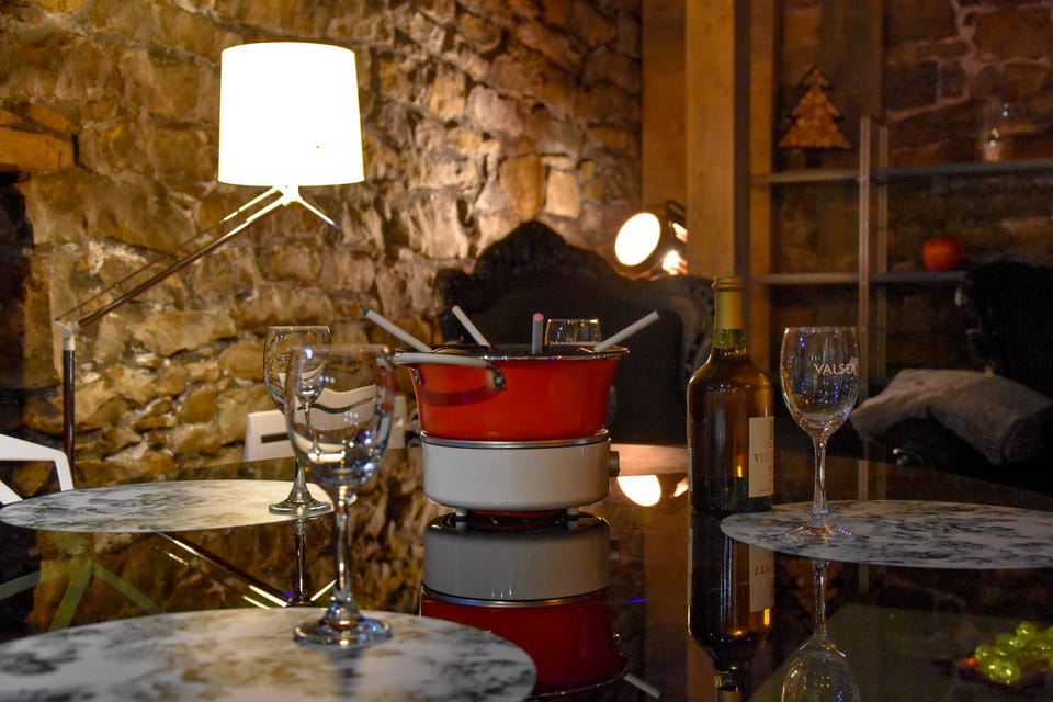 Food and drinks, Dining area