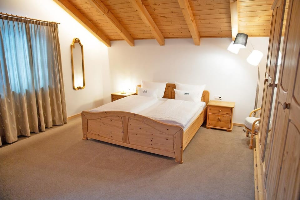 Property building, Living room, Bedroom