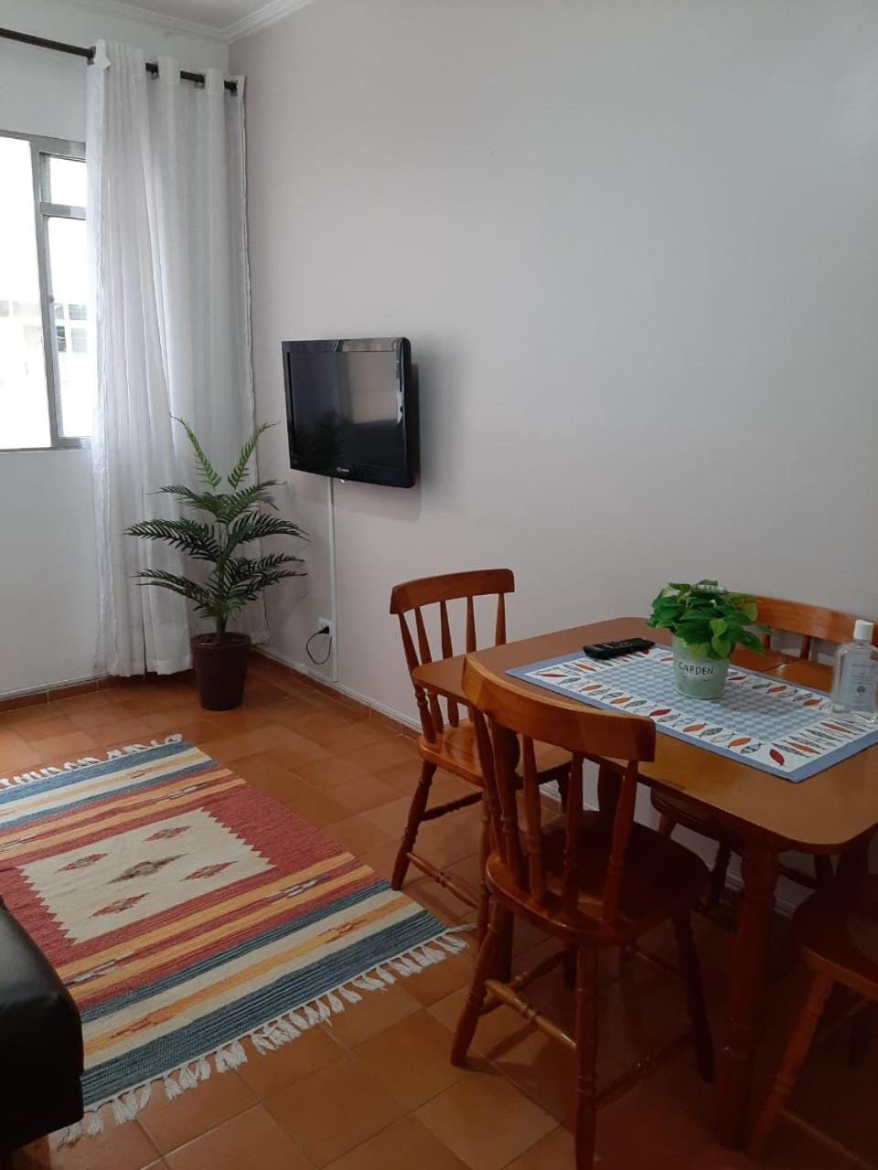Communal lounge/ TV room, Dining area