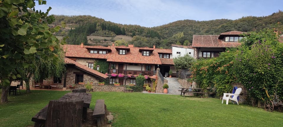 La Hacienda de María Country House in Cantabria