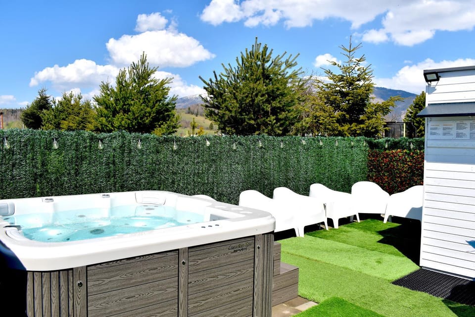 Hot Tub, Spa and wellness centre/facilities