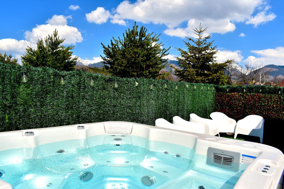 Hot Tub, Spa and wellness centre/facilities, Pool view