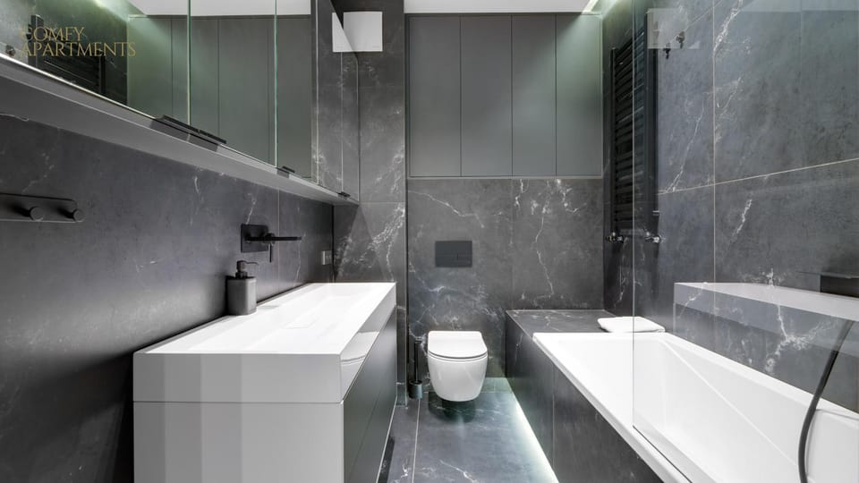 Shower, Toilet, Bathroom, Bath