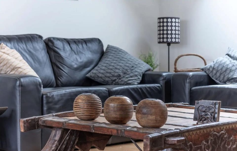 Communal lounge/ TV room, Living room
