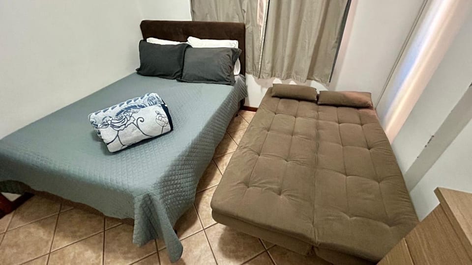 Bed, Other, Photo of the whole room, Bedroom, furniture, air conditioner