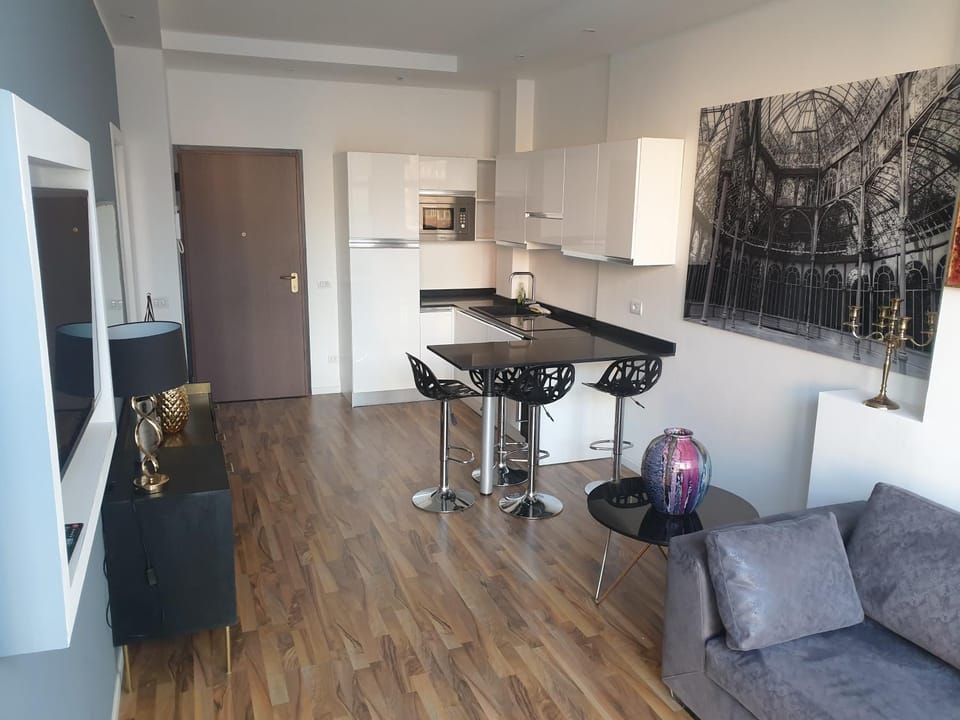 Kitchen or kitchenette, Communal kitchen, kitchen, acessibility