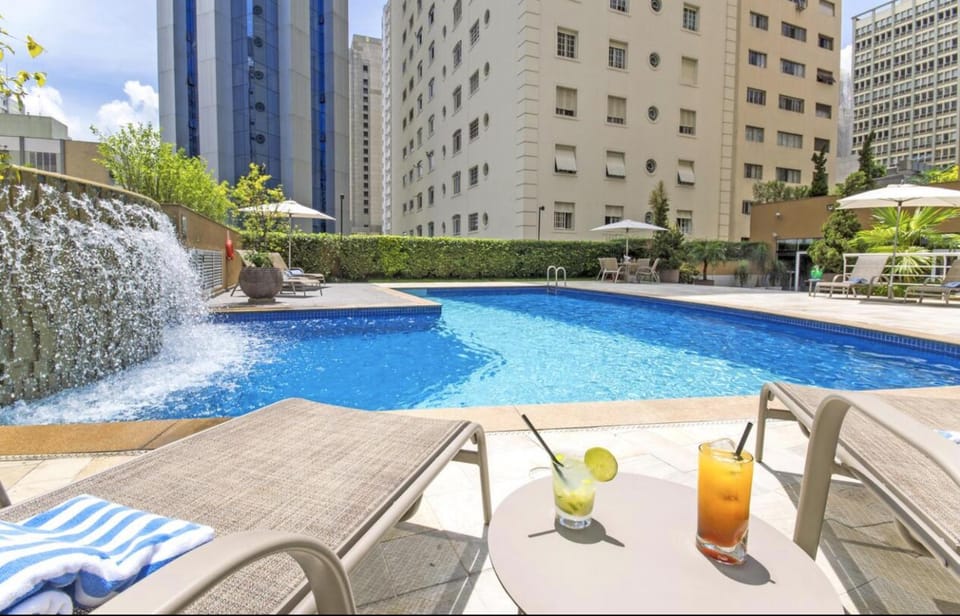 Food, Swimming pool, Drinks