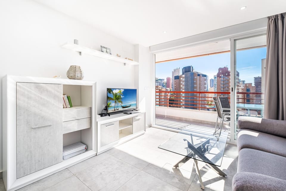 TV and multimedia, View (from property/room), Balcony/Terrace, Living room, City view