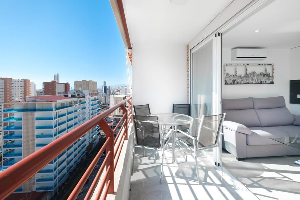 Day, View (from property/room), Balcony/Terrace, Living room, Dining area, City view, air conditioner
