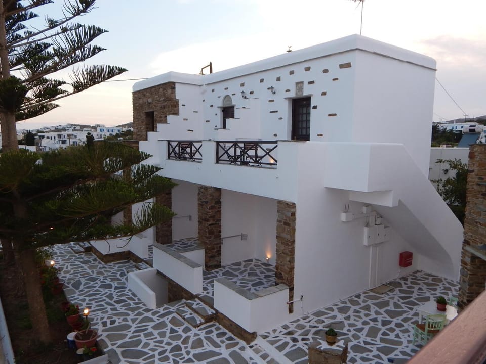 Classic seaside apartment in Tinos Apartment in Decentralized Administration of the Aegean
