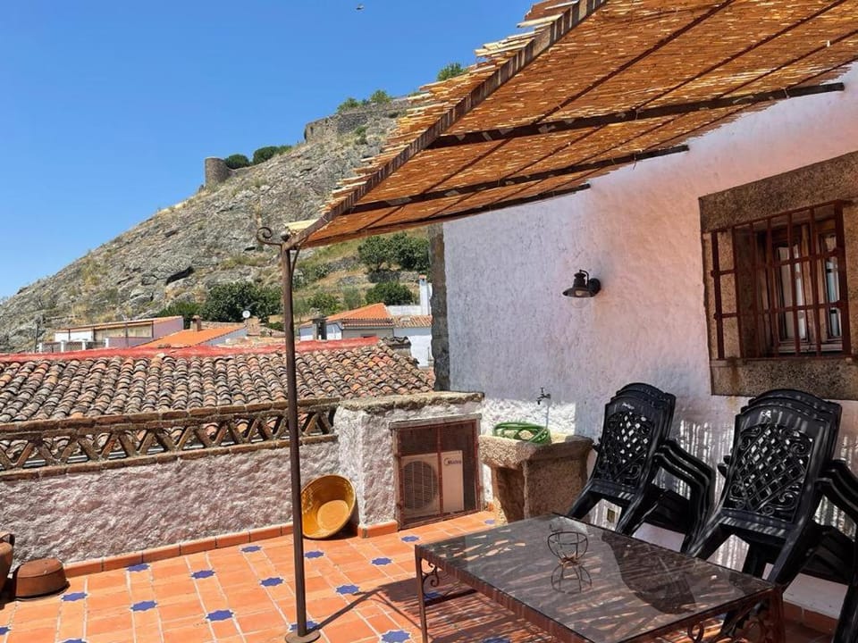 View (from property/room), Balcony/Terrace