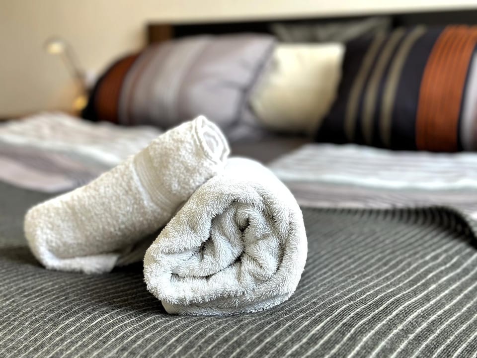 Bed, Photo of the whole room, Bedroom, towels