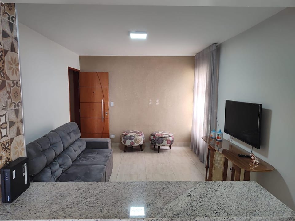 Communal lounge/ TV room, TV and multimedia, Living room, Decorative detail, Seating area, Evening entertainment