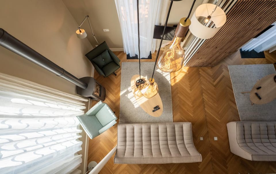 Living room, Seating area