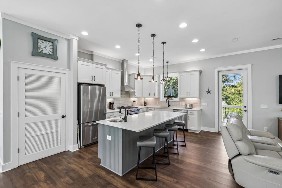 316 E Hudson - The High Tides - Hot Tub - 4 Bedrooms House in Folly Beach