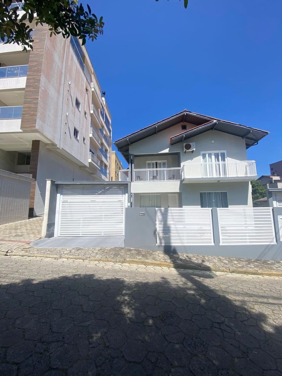 Casa Ampla no Centro, Piso Térreo ou Superior House in Bombinhas