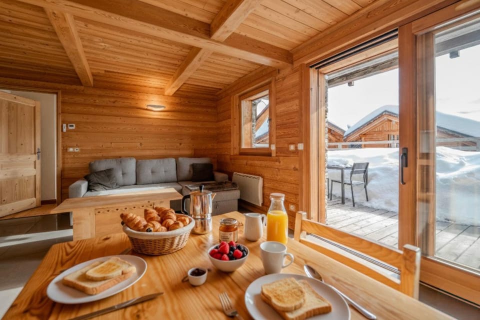 #AH11 The mountain charmer Apartment in Huez