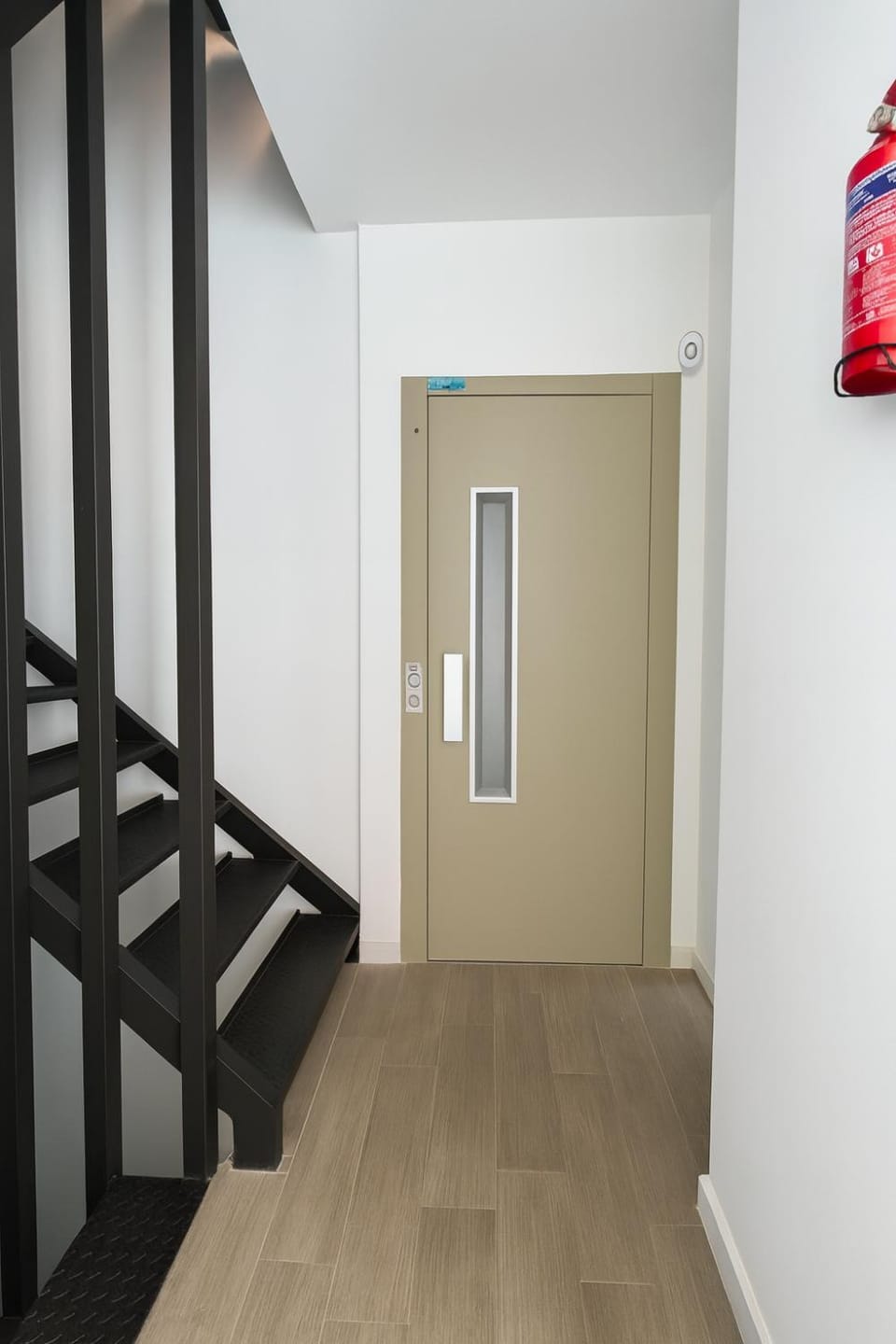 Suite by Hawkins interior 2A Apartment in Algeciras