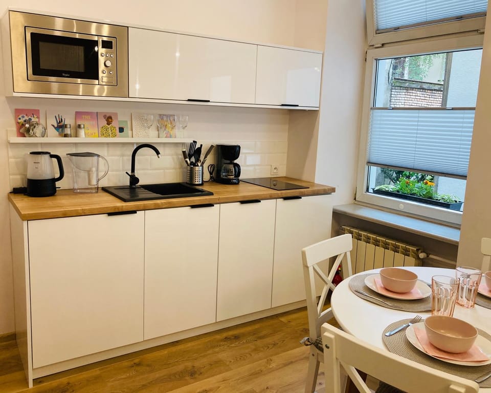 Duo 1 Debniki Cozy Kraków Base 10-min to Wawel & Kazimierz Fast Wi-Fi Apartment in Krakow