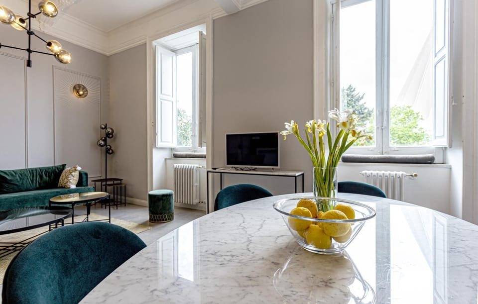 Living room, Seating area, Floor plan, Dining area