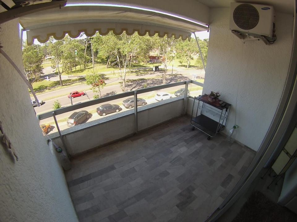 Balcony/Terrace, Street view