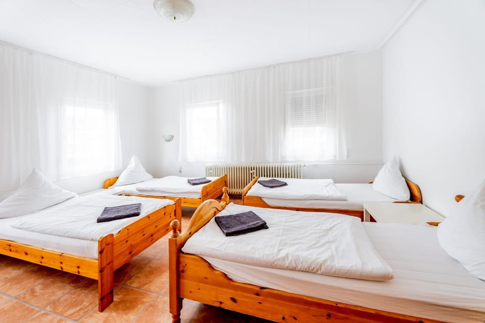 Photo of the whole room, Bedroom, towels