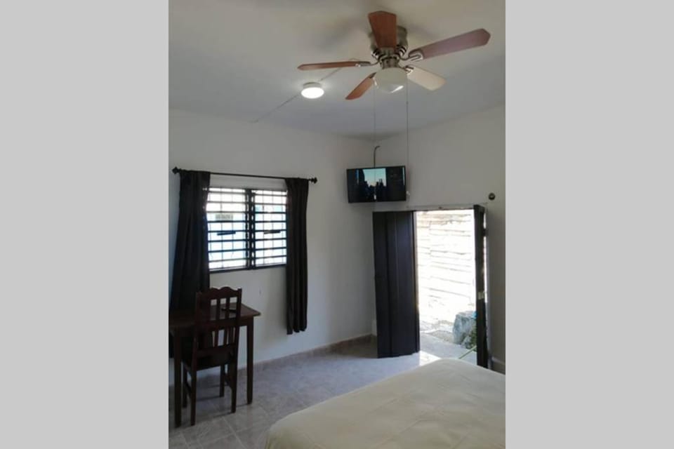 Maruchita's room Apartment in Bacalar