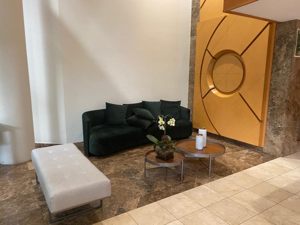 Lobby or reception, Seating area