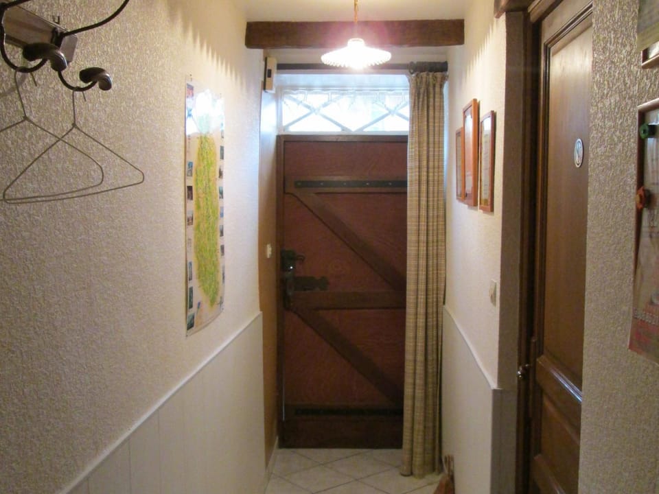 Maison cosy avec terrasse, 3 chambres, wifi, animaux acceptés, idéal pour familles en Meuse - FR-1-585-2 House in Grand Est